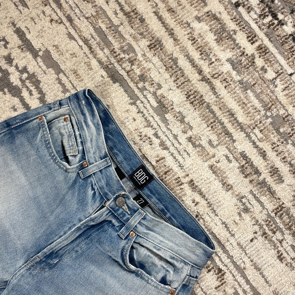 BDG Midrise Bootcut Leg Slit Blue Distressed Cotton Jean Size 27 - Picture 4 of 10